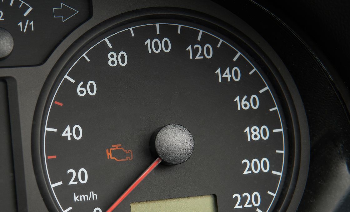 Luz do motor acesa: o que fazer?